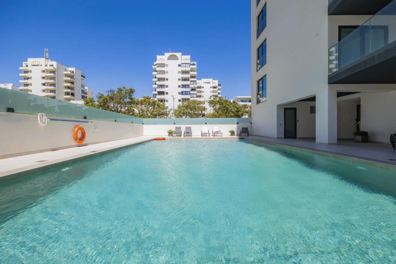 Stylish Modern Beachside Apartment With Pool & Seaview Куартейра Екстер'єр фото
